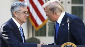 زلزال الأسواق العالمية.. هل يتأثر الجنيه المصري بصراع ترامب ورئيس الفيدرالي؟